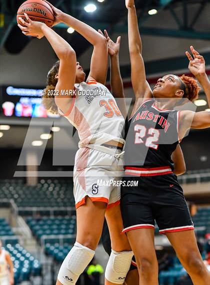 Thumbnail 2 in Seven Lakes vs Fort Bend Austin (UIL-Regional Quarterfinal Playoff) photogallery.