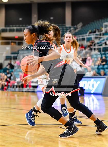 Thumbnail 1 in Seven Lakes vs Fort Bend Austin (UIL-Regional Quarterfinal Playoff) photogallery.