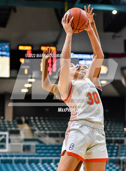 Thumbnail 2 in Seven Lakes vs Fort Bend Austin (UIL-Regional Quarterfinal Playoff) photogallery.