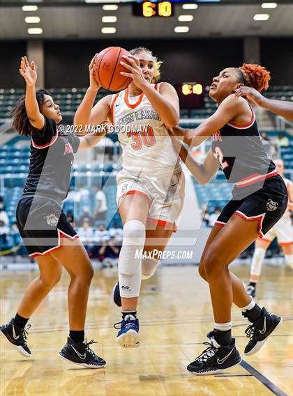 Thumbnail 3 in Seven Lakes vs Fort Bend Austin (UIL-Regional Quarterfinal Playoff) photogallery.