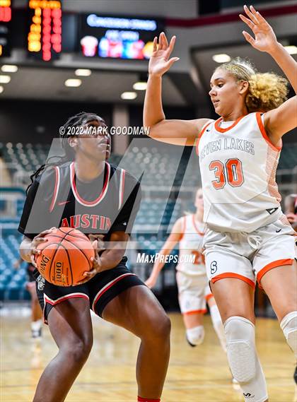 Thumbnail 2 in Seven Lakes vs Fort Bend Austin (UIL-Regional Quarterfinal Playoff) photogallery.