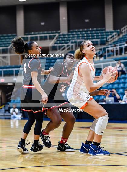 Thumbnail 3 in Seven Lakes vs Fort Bend Austin (UIL-Regional Quarterfinal Playoff) photogallery.