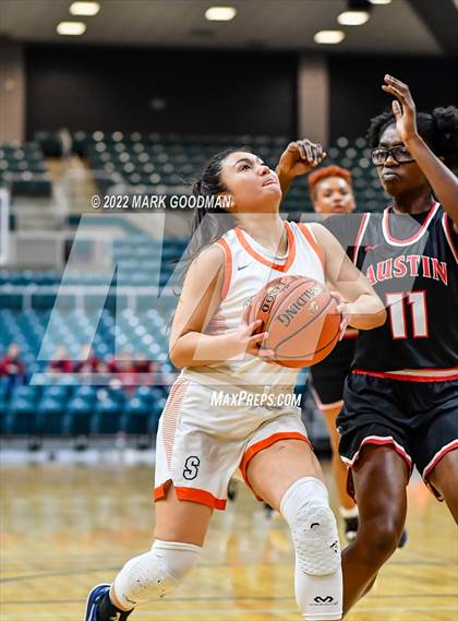 Thumbnail 1 in Seven Lakes vs Fort Bend Austin (UIL-Regional Quarterfinal Playoff) photogallery.