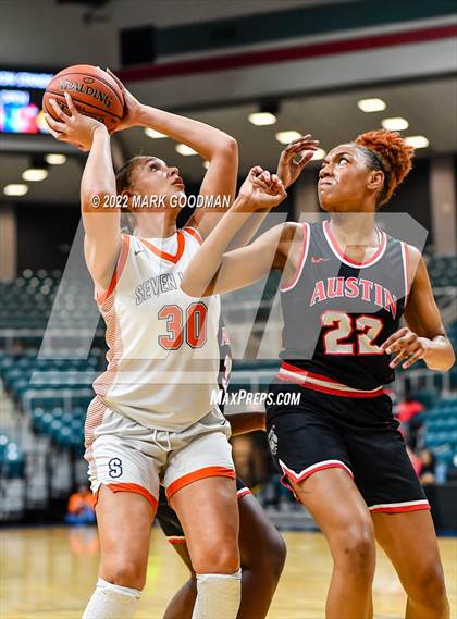 Thumbnail 3 in Seven Lakes vs Fort Bend Austin (UIL-Regional Quarterfinal Playoff) photogallery.