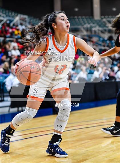 Thumbnail 3 in Seven Lakes vs Fort Bend Austin (UIL-Regional Quarterfinal Playoff) photogallery.