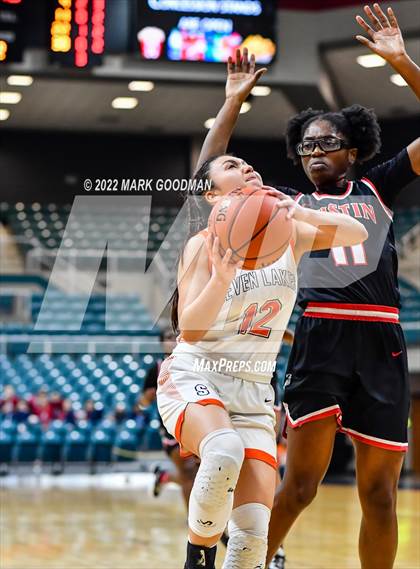 Thumbnail 2 in Seven Lakes vs Fort Bend Austin (UIL-Regional Quarterfinal Playoff) photogallery.
