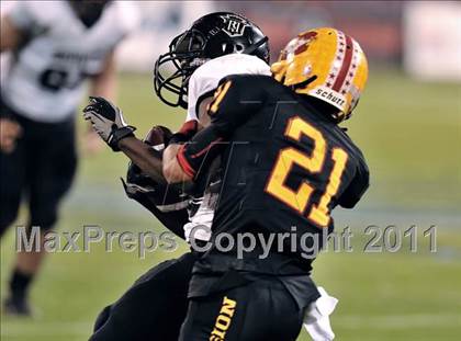 Thumbnail 3 in Mission Viejo vs. Servite (CIF SS PAC 5 Division Final) photogallery.