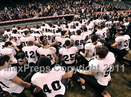 Thumbnail 2 in Mission Viejo vs. Servite (CIF SS PAC 5 Division Final) photogallery.