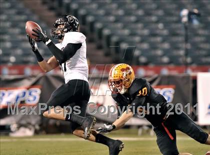Thumbnail 2 in Mission Viejo vs. Servite (CIF SS PAC 5 Division Final) photogallery.