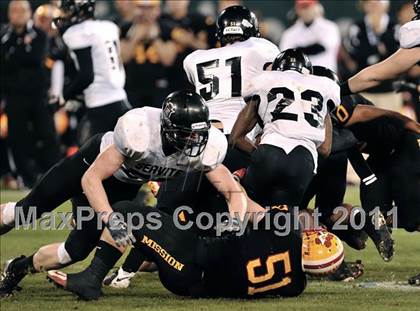 Thumbnail 2 in Mission Viejo vs. Servite (CIF SS PAC 5 Division Final) photogallery.