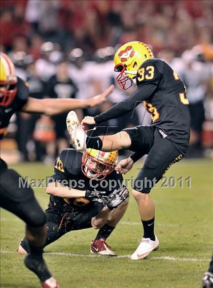 Thumbnail 2 in Mission Viejo vs. Servite (CIF SS PAC 5 Division Final) photogallery.