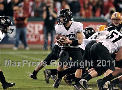 Thumbnail 1 in Mission Viejo vs. Servite (CIF SS PAC 5 Division Final) photogallery.