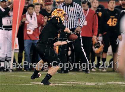 Thumbnail 2 in Mission Viejo vs. Servite (CIF SS PAC 5 Division Final) photogallery.