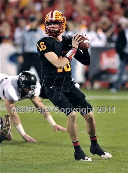 Thumbnail 1 in Mission Viejo vs. Servite (CIF SS PAC 5 Division Final) photogallery.