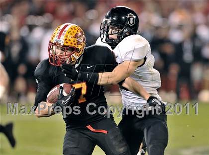 Thumbnail 3 in Mission Viejo vs. Servite (CIF SS PAC 5 Division Final) photogallery.