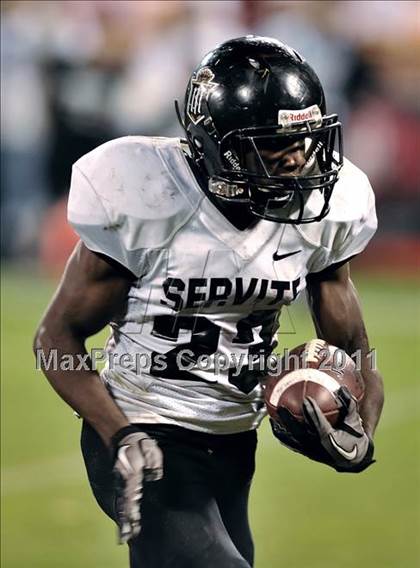 Thumbnail 1 in Mission Viejo vs. Servite (CIF SS PAC 5 Division Final) photogallery.