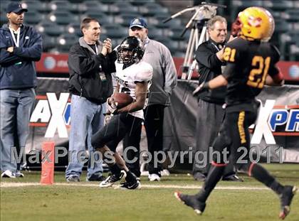 Thumbnail 2 in Mission Viejo vs. Servite (CIF SS PAC 5 Division Final) photogallery.