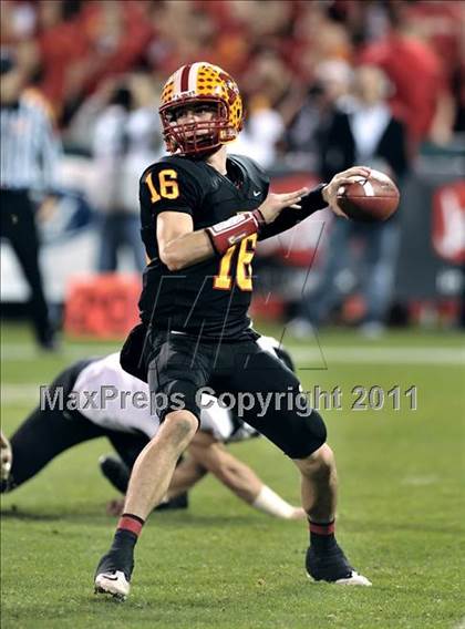 Thumbnail 3 in Mission Viejo vs. Servite (CIF SS PAC 5 Division Final) photogallery.