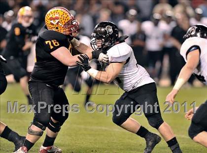 Thumbnail 2 in Mission Viejo vs. Servite (CIF SS PAC 5 Division Final) photogallery.