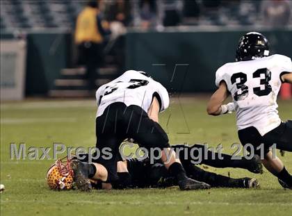 Thumbnail 3 in Mission Viejo vs. Servite (CIF SS PAC 5 Division Final) photogallery.