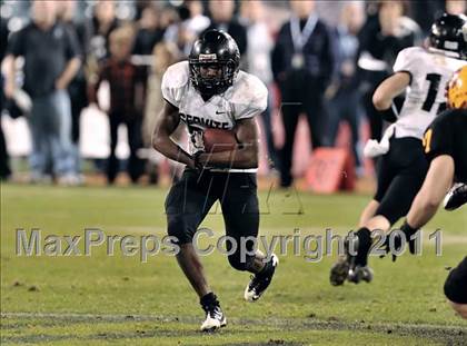 Thumbnail 3 in Mission Viejo vs. Servite (CIF SS PAC 5 Division Final) photogallery.