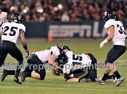 Thumbnail 1 in Mission Viejo vs. Servite (CIF SS PAC 5 Division Final) photogallery.