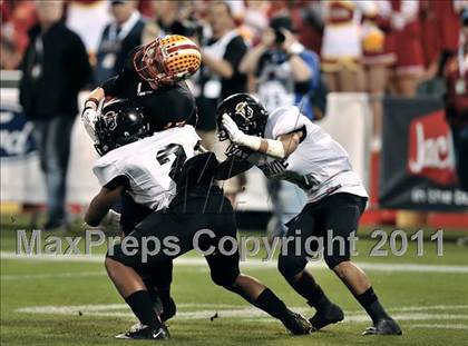 Thumbnail 2 in Mission Viejo vs. Servite (CIF SS PAC 5 Division Final) photogallery.