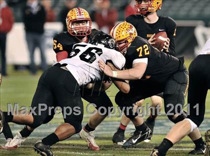 Thumbnail 3 in Mission Viejo vs. Servite (CIF SS PAC 5 Division Final) photogallery.