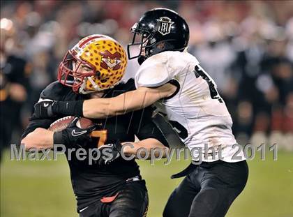 Thumbnail 1 in Mission Viejo vs. Servite (CIF SS PAC 5 Division Final) photogallery.
