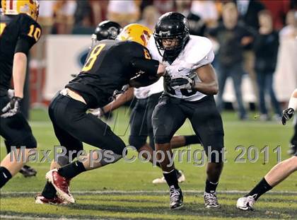 Thumbnail 1 in Mission Viejo vs. Servite (CIF SS PAC 5 Division Final) photogallery.