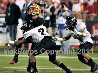 Thumbnail 1 in Mission Viejo vs. Servite (CIF SS PAC 5 Division Final) photogallery.