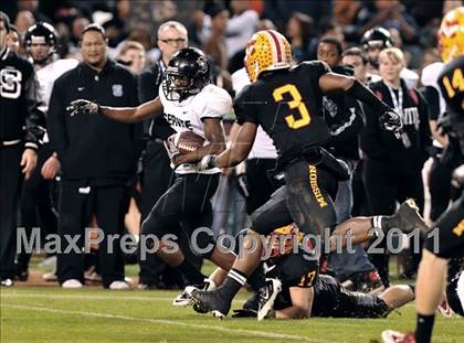 Thumbnail 1 in Mission Viejo vs. Servite (CIF SS PAC 5 Division Final) photogallery.