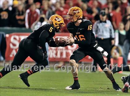 Thumbnail 2 in Mission Viejo vs. Servite (CIF SS PAC 5 Division Final) photogallery.