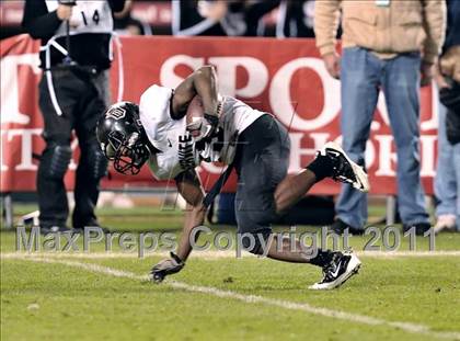 Thumbnail 3 in Mission Viejo vs. Servite (CIF SS PAC 5 Division Final) photogallery.