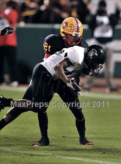 Thumbnail 2 in Mission Viejo vs. Servite (CIF SS PAC 5 Division Final) photogallery.