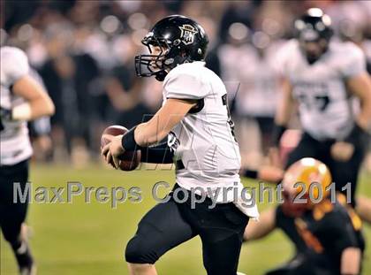 Thumbnail 1 in Mission Viejo vs. Servite (CIF SS PAC 5 Division Final) photogallery.