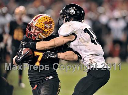 Thumbnail 2 in Mission Viejo vs. Servite (CIF SS PAC 5 Division Final) photogallery.
