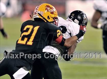 Thumbnail 2 in Mission Viejo vs. Servite (CIF SS PAC 5 Division Final) photogallery.
