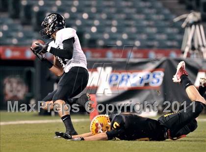 Thumbnail 1 in Mission Viejo vs. Servite (CIF SS PAC 5 Division Final) photogallery.