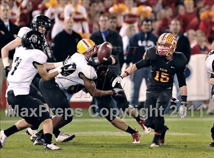 Thumbnail 2 in Mission Viejo vs. Servite (CIF SS PAC 5 Division Final) photogallery.