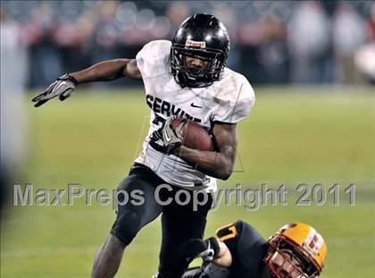 Thumbnail 3 in Mission Viejo vs. Servite (CIF SS PAC 5 Division Final) photogallery.