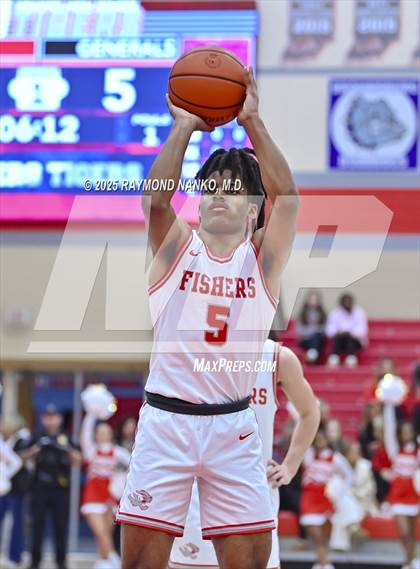 Thumbnail 3 in Fort Wayne Wayne vs. Fishers photogallery.