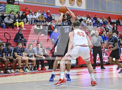 Thumbnail 3 in Fort Wayne Wayne vs. Fishers photogallery.