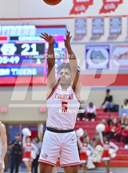 Thumbnail 3 in Fort Wayne Wayne vs. Fishers photogallery.