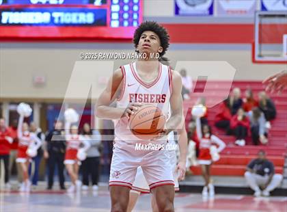 Thumbnail 2 in Fort Wayne Wayne vs. Fishers photogallery.