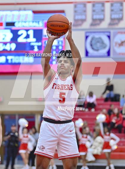 Thumbnail 2 in Fort Wayne Wayne vs. Fishers photogallery.
