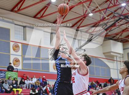 Thumbnail 3 in Fort Wayne Wayne vs. Fishers photogallery.