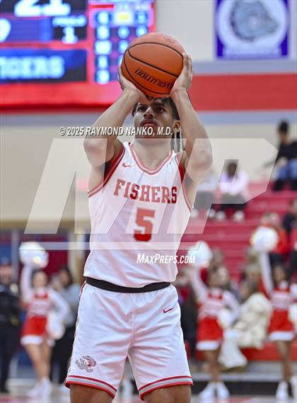 Thumbnail 3 in Fort Wayne Wayne vs. Fishers photogallery.