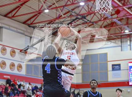 Thumbnail 2 in Fort Wayne Wayne vs. Fishers photogallery.
