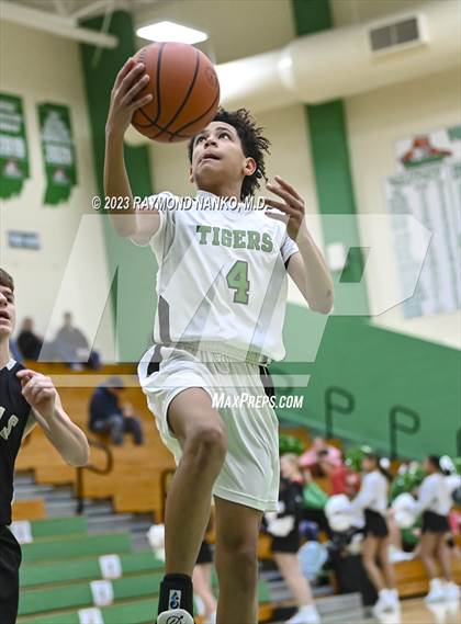Thumbnail 3 in Madison-Grant @ Yorktown  photogallery.